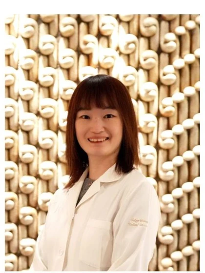 医師 仲村 あずさの写真