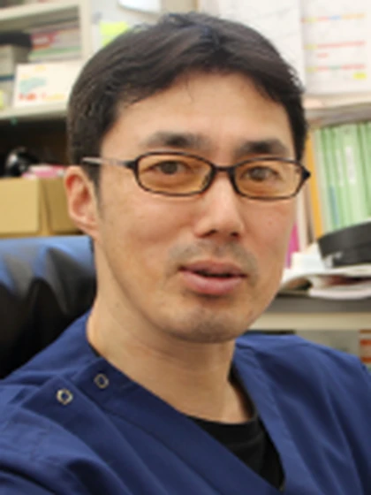 院長 岩本 将人の写真