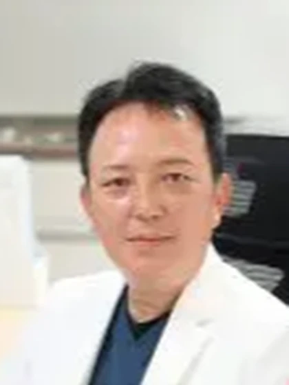 院長 末松 義弘の写真