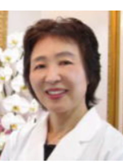 院長 ピアス 洋子の写真