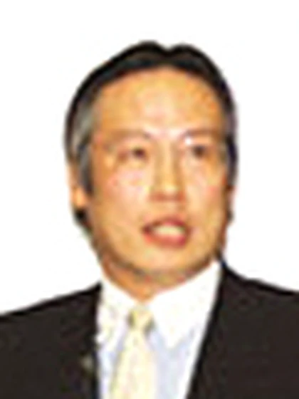 院長 歯学博士 上濱 正の写真