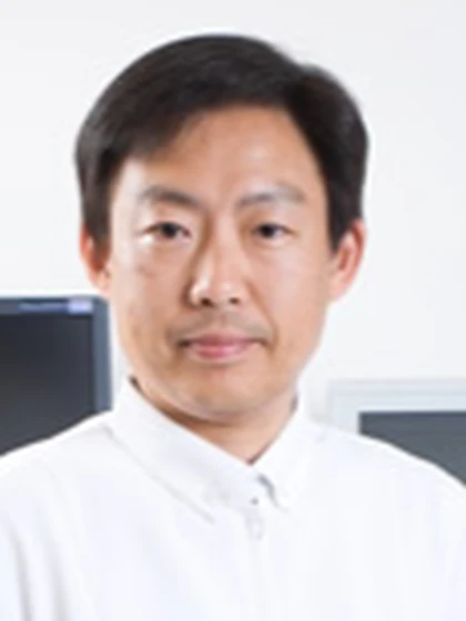 院長 医学博士 康 純明の写真