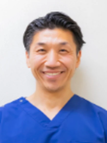 院長 新井 是英の写真