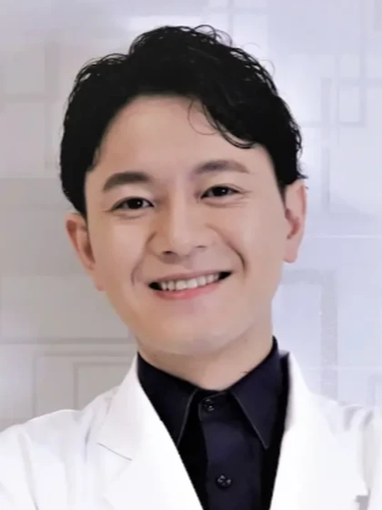 院長 江越 正敏の写真