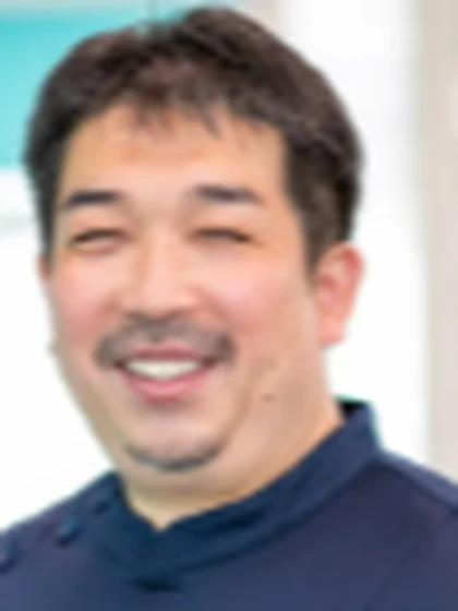 院長 歯学博士 勝見 友晴の写真