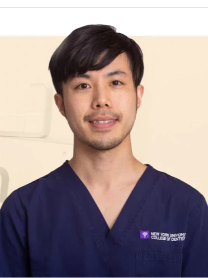 歯科医師 覚本 貴仁の写真