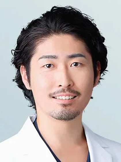 院長 新開 博之の写真