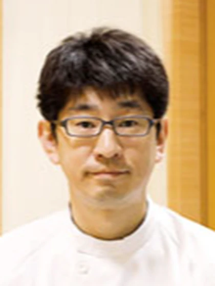 院長 医学博士 李 昊 哲の写真