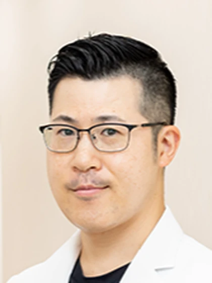 院長 ⾦光 廣則の写真