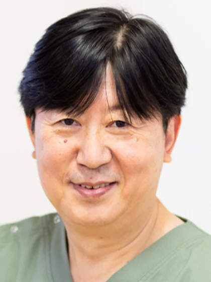 院長 金本 鎭一の写真
