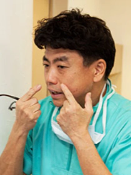 院長 岡本 能充の写真