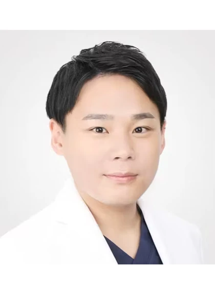 医師 椋下 優河の写真