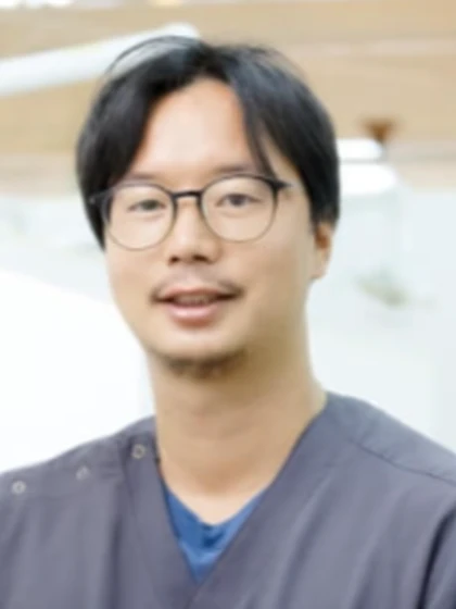 院長 岡 誠介の写真