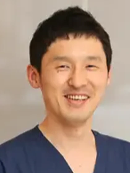 院長 吉岡 崇の写真