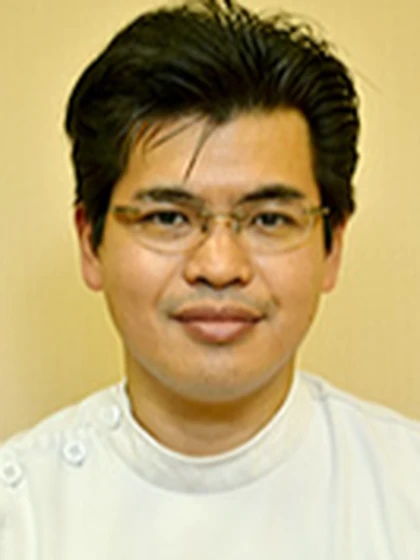 院長 長谷川 泰陽の写真