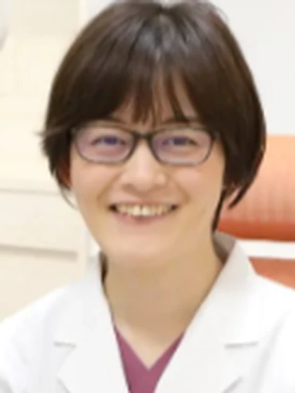 院長 院長 井上 千鶴の写真