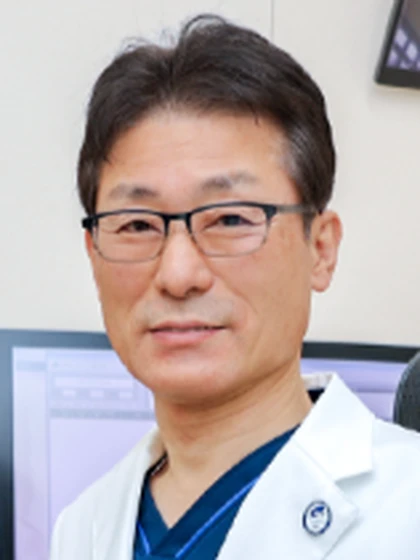 院長 医学博士 河相 直樹の写真