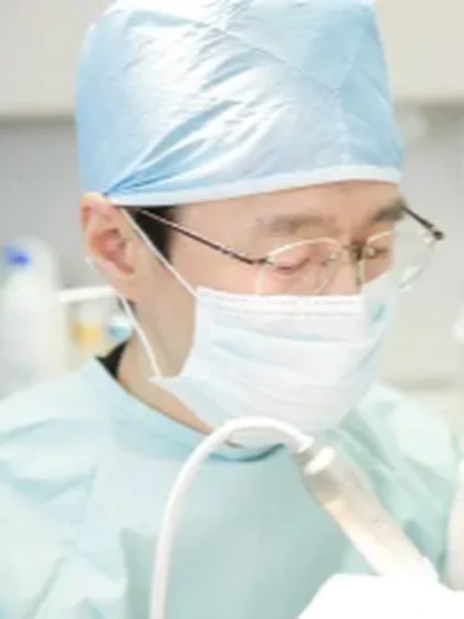 院長 山 英俊の写真