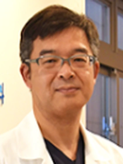 院長 医学博士 寺本 佳史の写真