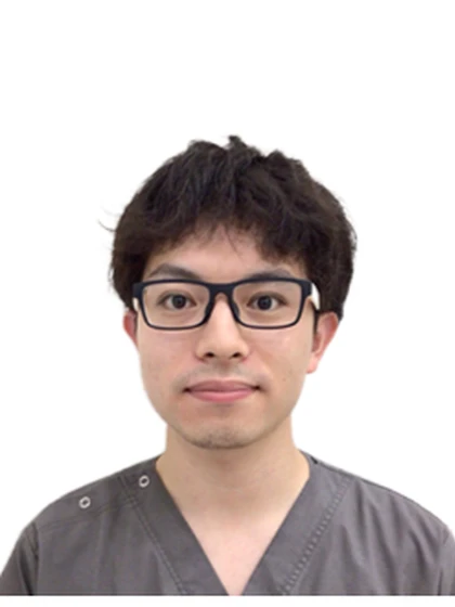 歯科医師 佐川 晃隆の写真