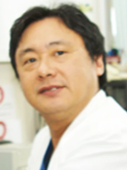 院長 医学博士 陣内 ひとしの写真