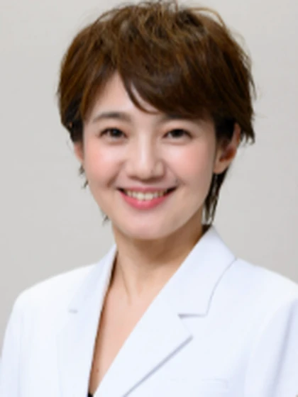 院長 有坂 亜希の写真