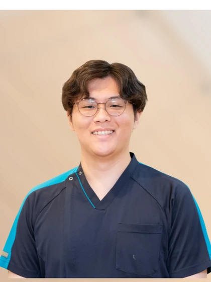 歯科医師 本間 裕也の写真