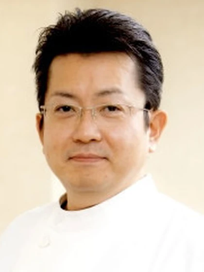 院長 院長 医学博士 眞鍋 幸嗣の写真
