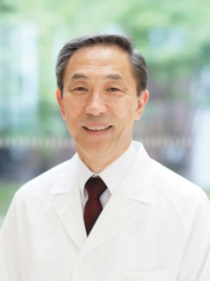 院長 院長 腰地 孝昭の写真