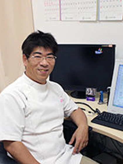院長 井上 嘉一の写真