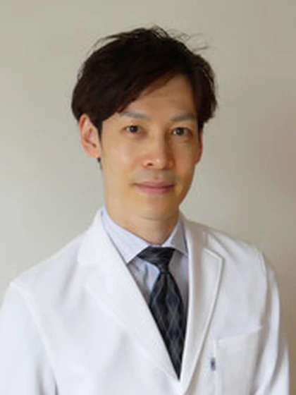 院長 院長 簡 健志の写真