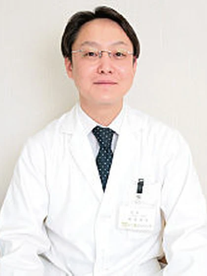 院長 医学博士 前田 巨人の写真