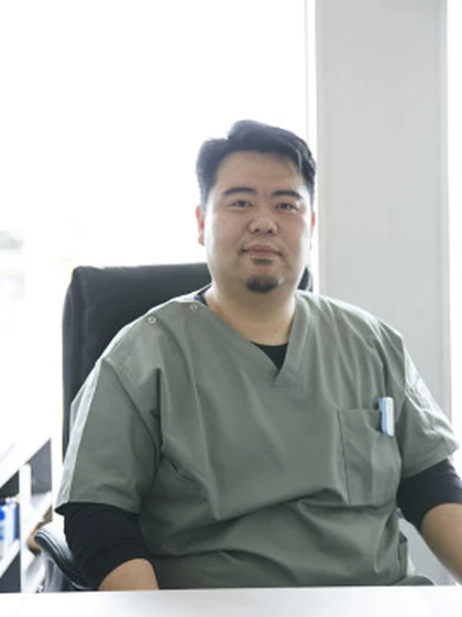院長 歯科医師 古場 哲也の写真