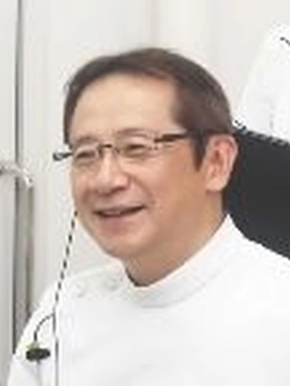 院長 医学博士 生殖医療専門医 産婦人科専門医 岩﨑 信爾の写真