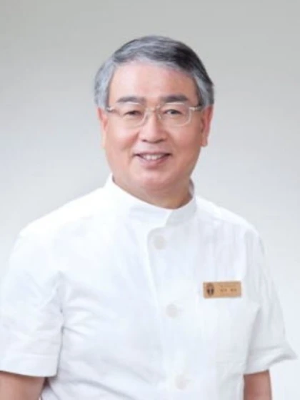 院長 梅津 龍哉の写真