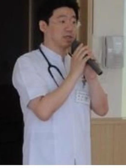 院長 村上 英之の写真