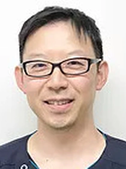 院長 歯学博士 秦 雄一郎の写真