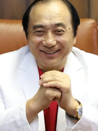 院長 理事長・院長 小田 治範の写真