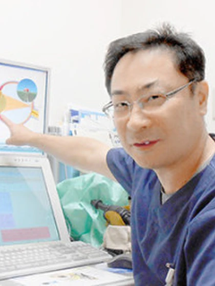 院長 徳永 貴元の写真