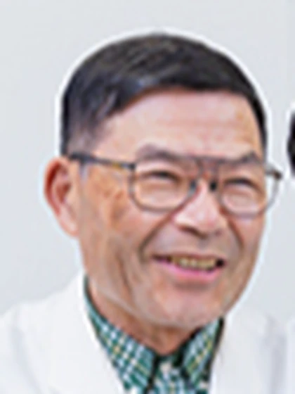 院長 医学博士 秦野 寛の写真