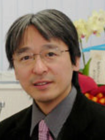 院長 医学博士 岡本 清也の写真