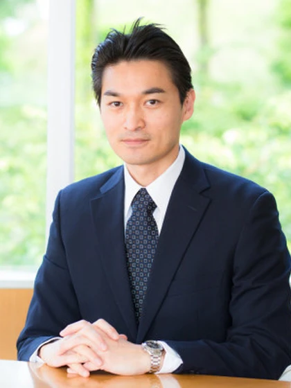 理事長 河野 義彦の写真