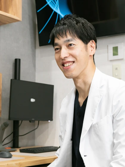院長 院長 長友 孝文の写真