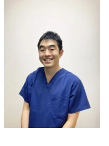 院長 医学博士 都間 佑介の写真
