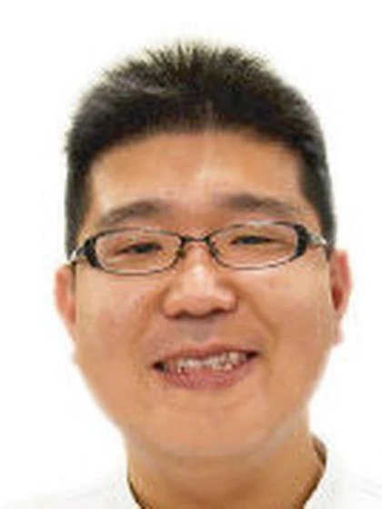 院長 升本 尚利の写真