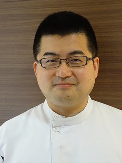 院長 歯学博士 寺嶌 伸佳の写真