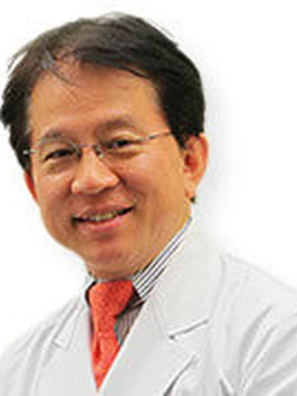 院長 医学博士 渡邊 剛の写真