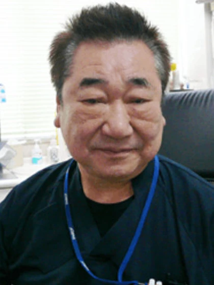 医師 尾崎 信彦の写真