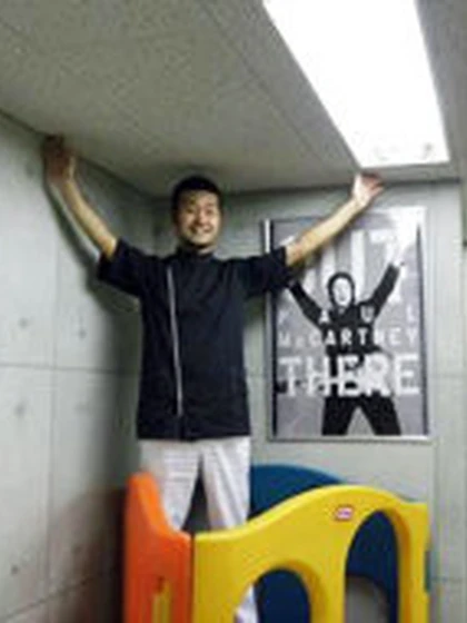 院長 安積 中の写真