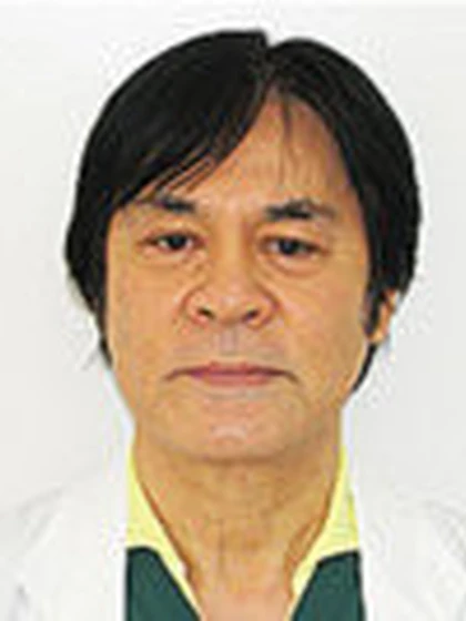 院長 歯学博士 赤崎 栄の写真